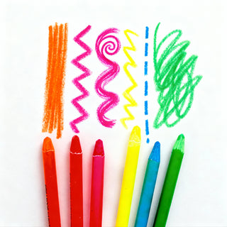 Koh-I-Noor Progresso Fluorescent Buntstifte, 6 Neonstifte mit Farbmuster auf weißem Papier, ideal zum Zeichnen und Anspitzen.