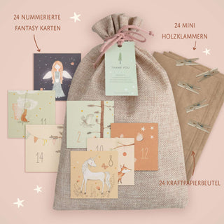 Adventskalender Set Mermaid DIY: Jutebeutel, 24 nummerierte Fantasy-Karten mit Meerjungfrau-Motiven, 24 Mini-Holzklammern, 24 Kraftpapierbeutel.