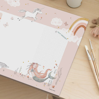 Nahaufnahme Schreibtischunterlage Meerjungfrau Fantasy Kinder rosa Notizfeld