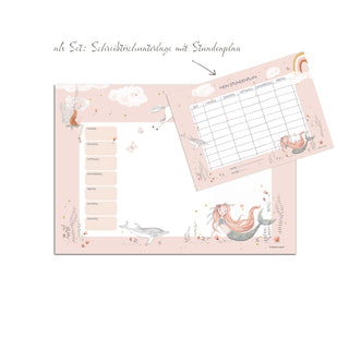 Kinderschreibtischunterlage-Wochenplaner mit Meerjungfrauenmotiv, Einhörnern und Regenbogen. Enthält Bereiche für Notizen und Aufgaben. Pastellfarbenes, verspieltes Design. Mit dem dazu passenden Stundenplan.